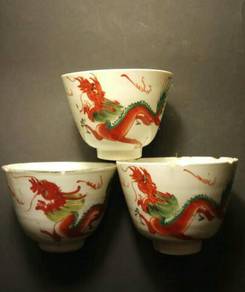 Vintage HAND-PAINTED Chinese dragons teacups