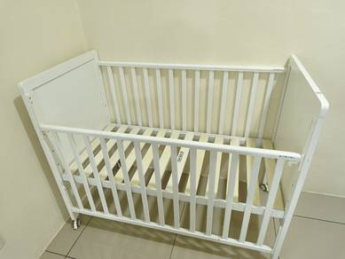 Baby Cot / Crib 