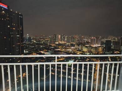 Condominium For Sale in The Hamilton
