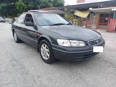 Toyota Camry GX in Petaling Jaya, SGR