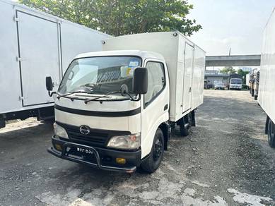 Hino WU300R 1 Ton 10 Kaki Box Bonded 4800KG Lork
