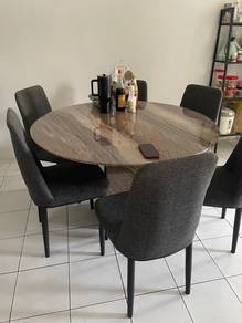 12” table with 6 seater