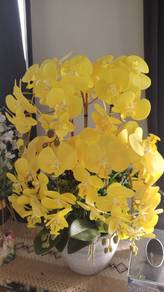 gubahan bunga orkid yellow