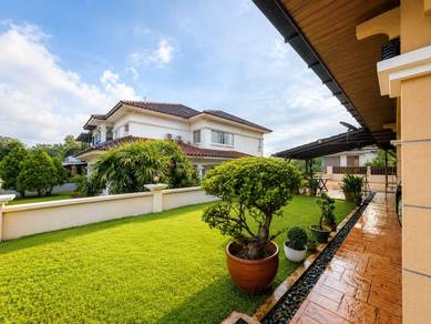 Semi-Detached House For Sale in Shah Alam,SGR