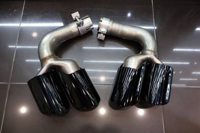 Porsche Cayenne tail pipe 2018 Porsche bodykit