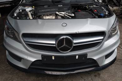 MERCEDES w117 CLA45 HALF CUT