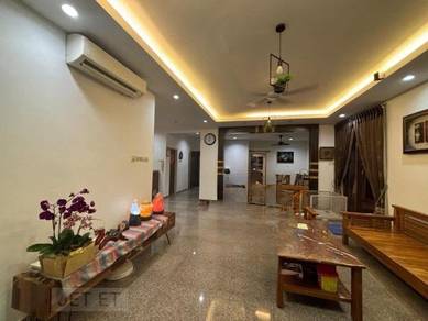 Semi-Detached House For Sale in Bandar Botanic,SGR