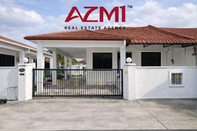 Semi-Detached House For Sale in Miri,SWK
