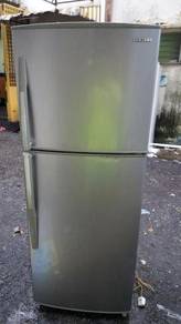 Peti Ice Fridge Refrigerator Ais Silver Samsung