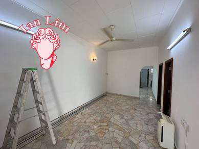 1-storey Terraced House For Sale in Jelutong,PNG