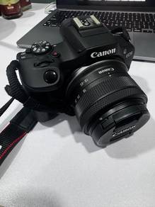 Canon EOS R100