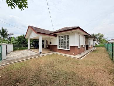 Bungalow House For Sale in Lenggeng,NSN