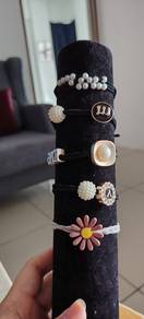 5 item Rubber Hair Tie