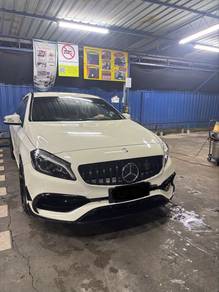 Mercedes Benz A180 180 SE (CBU) in Gombak, SGR