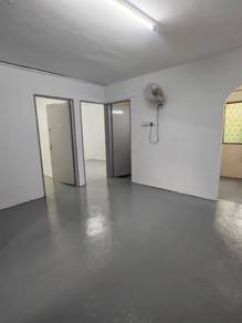 Flat For Sale in Bandar Selesa Jaya