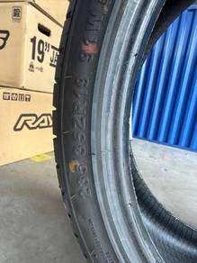 King Boss Tyre 235/35/R19