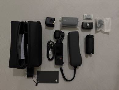 DJI Osmo Pocket 3 Creator Combo Full Set - Mic New