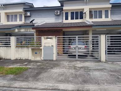1.5-storey Terraced House For Sale in Klang,SGR