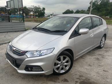 Honda Insight (HYBRID) in Klang, SGR