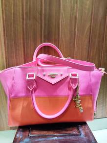 Samantha Vega tote bag