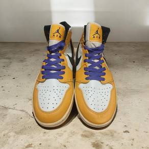 nike air jordan 1 mid laker yellow