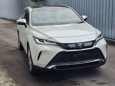 2025 Toyota Harrier LUXURY