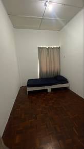 Room in Selayang, SGR