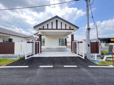 Bungalow House For Sale in Tangkak,JHR