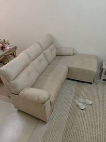 Sofa L Cream / Beige baru guna 10 bulan