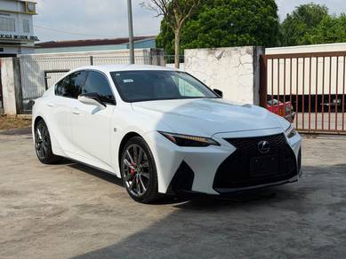 Lexus IS 300 F-SPORT in Johor Bahru, JHR
