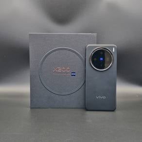 [DEMO] Vivo X200 5G (16+512GB/1YearVivoWarranty)