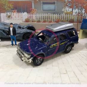 CFE321 1992 TOMY TOMICA 1:65 Toyota Hilux Surf 4WD