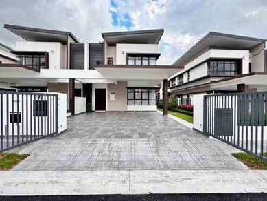 Semi-Detached House For Sale in Bangi,SGR