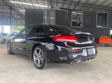 Mercedes Benz C180 C180 COUPE AMG SPORTS in Seri Kembangan, SGR