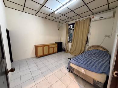 Semi-Detached House For Rent in Kuching,SWK