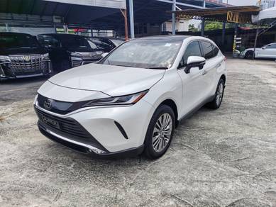 2025 Toyota Harrier LUXURY