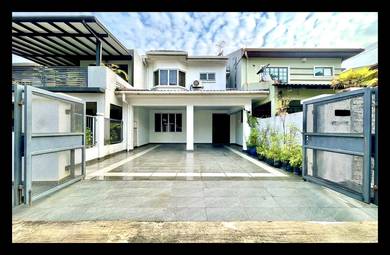2-storey Terraced House For Sale in Sri Damansara,KUL