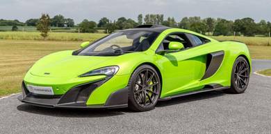 McLaren 675LT in Kota Damansara, SGR