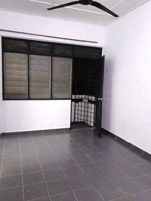 Flat For Rent in Flat Taman Perling