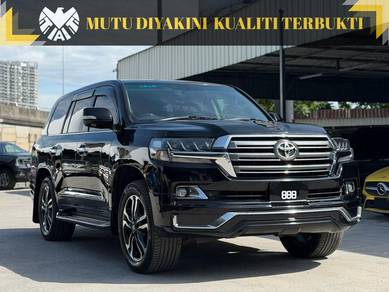 Toyota Land Cruiser V8 in Puchong, SGR