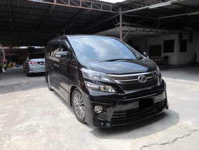 2013 Toyota Vellfire Z GOLDEN EYES
