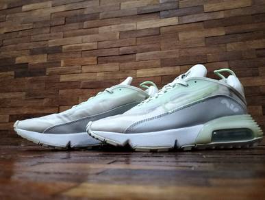 Boleh dirundingkan UK 8.5 Air Max 2090