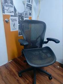 Herman Miller Aeron Original (Office/Gaming Chair)