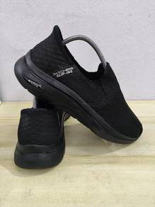 Kasut Skechers Slip Ins  8.5uk
