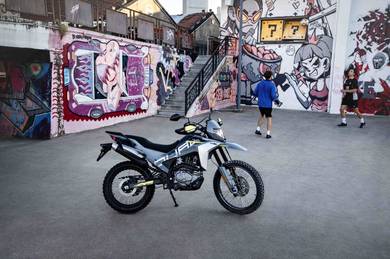 CFMOTO 250 Dual