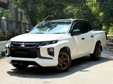 Mitsubishi Triton QUEST in Sri Petaling, KUL