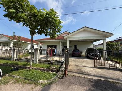 Bungalow House For Sale in Kluang,JHR