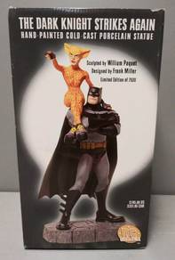 DC Direct Dark Knight Strikes Again Statue
