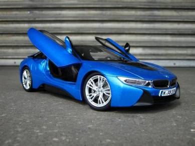 Paragon 1:18 BMW i8 (Dealer Edition) Protonic Blue