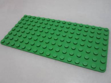 LEGO 3865 Green Color 8X16 Base Plate